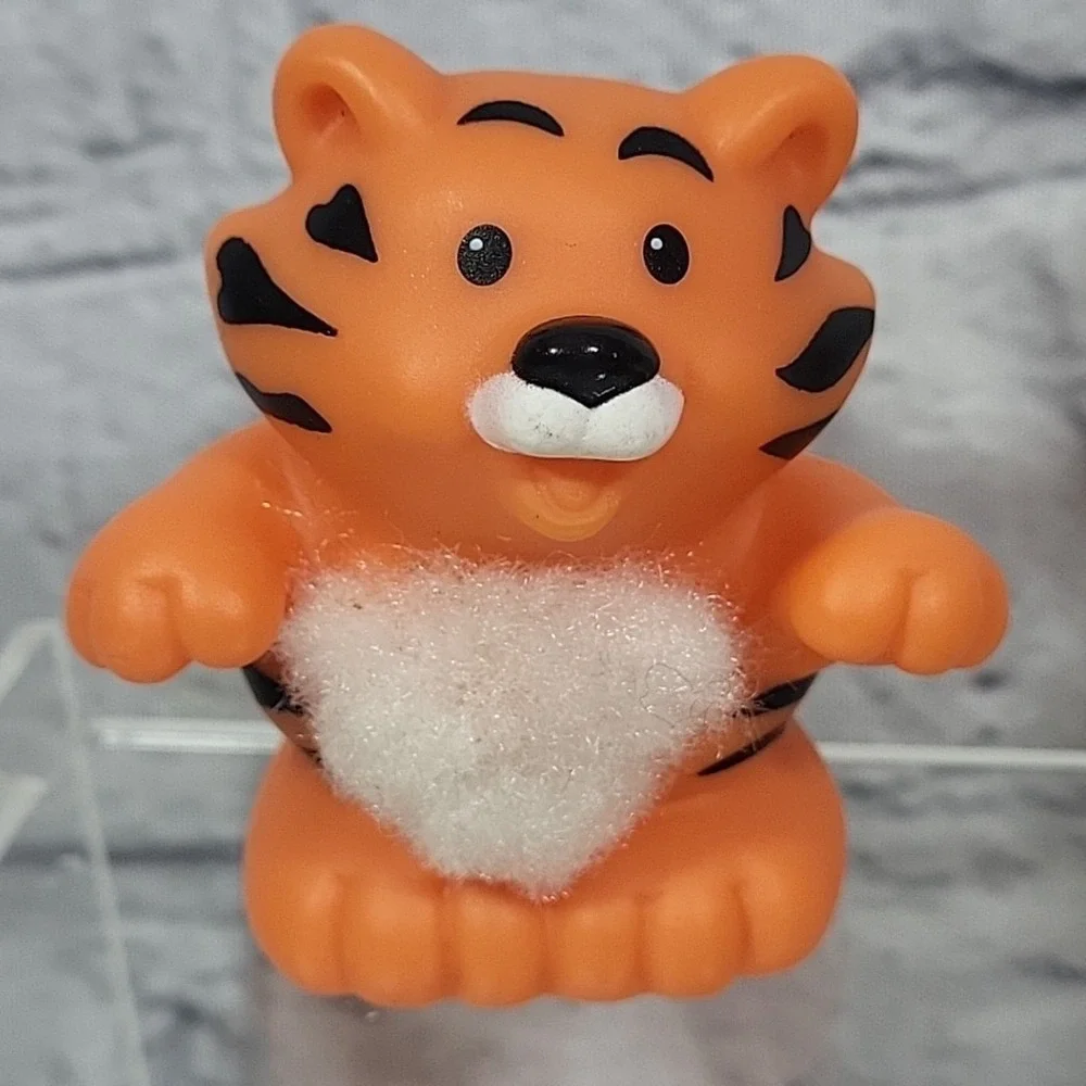 Fisher-Price Little People Figures Animal Lot Of 4 Zoo Circus Lion Tiger Giraffe